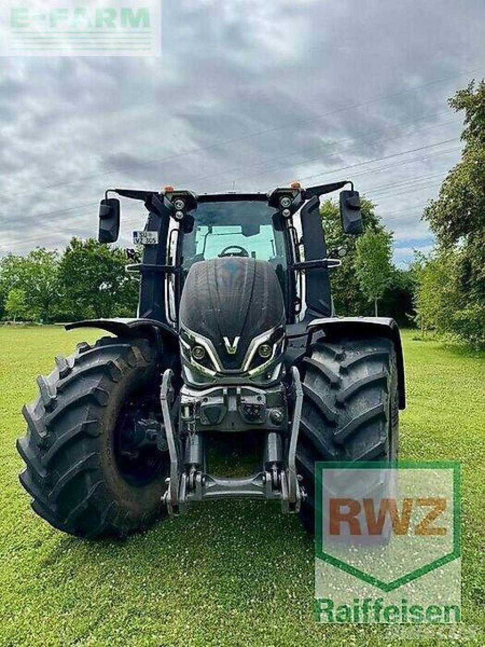 Valtra q305 Tractoare