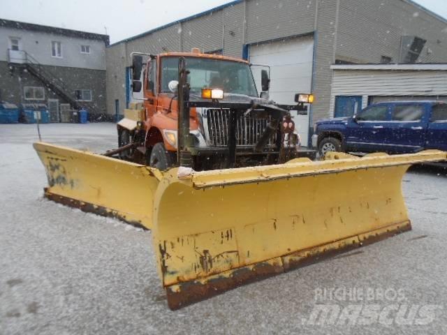 International 7400 Lame pentru dezapezire si pluguri