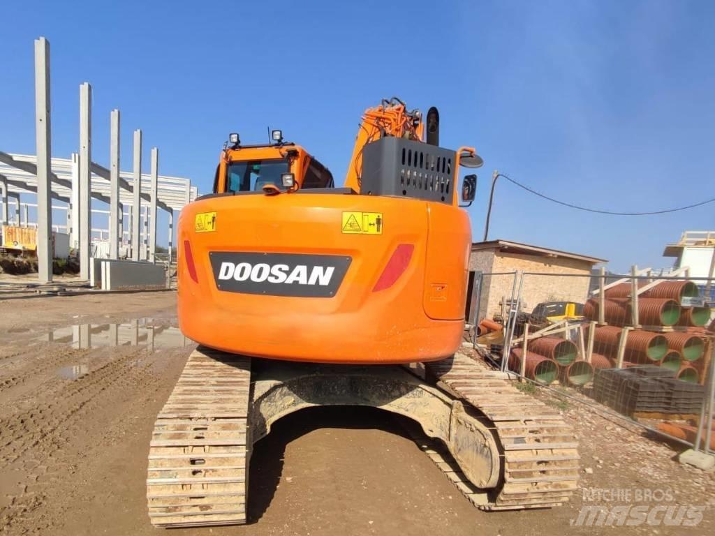 Doosan DX 235 LCR-5 Excavatoare pe șenile
