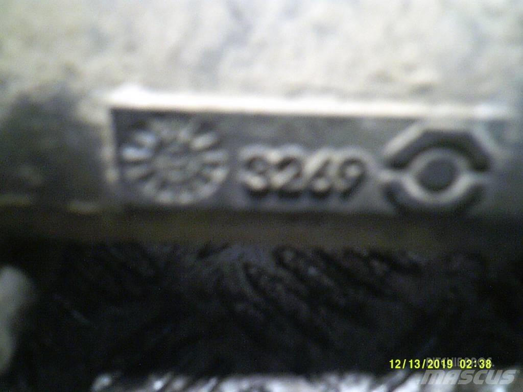 MAN TGA  51063020642 Radiatoare