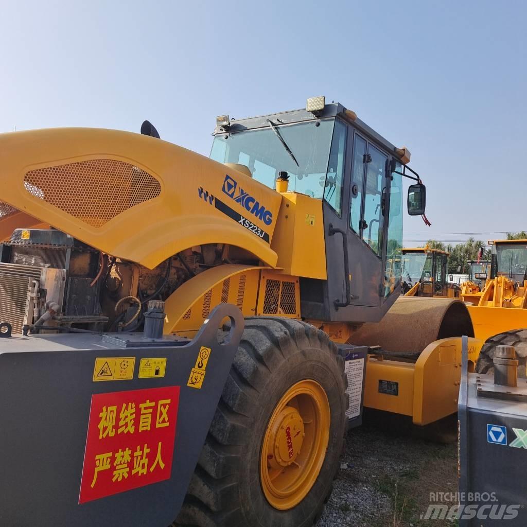 XCMG XS 223 J Compactoare monocilindrice