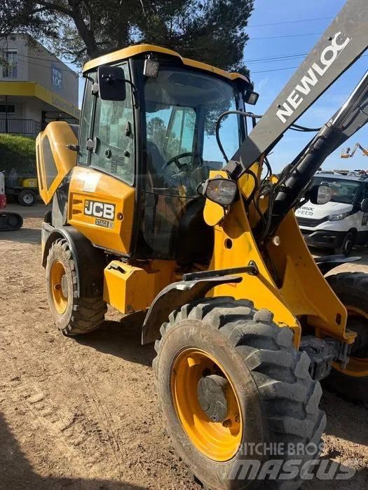 JCB 407 Incarcator pe pneuri
