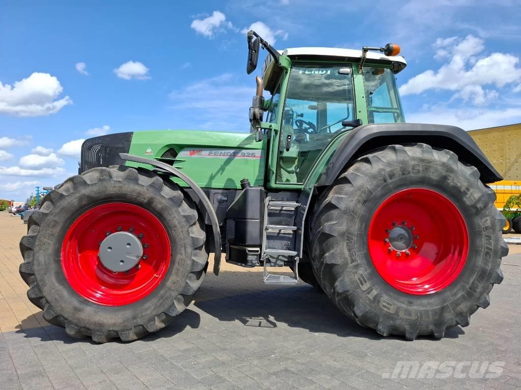Fendt 926 Vario TMS Tractoare