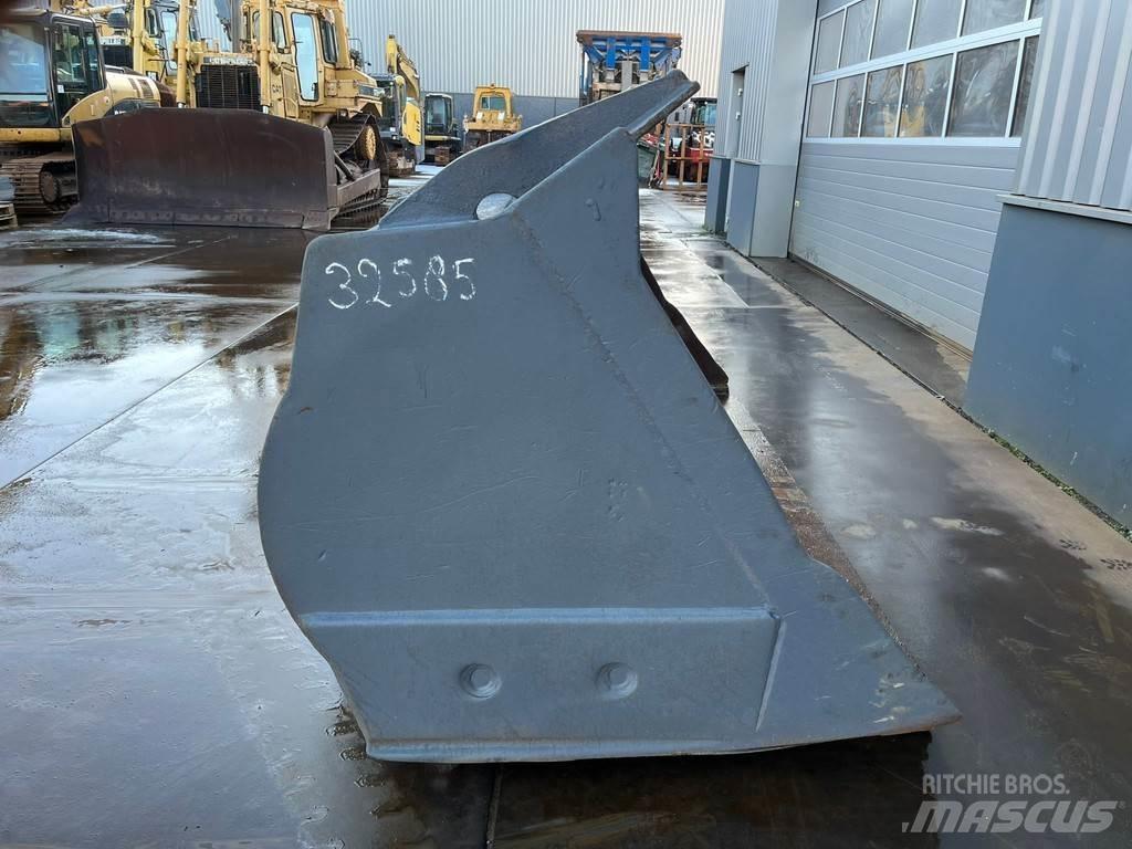CAT Bucket 950 Pistoane