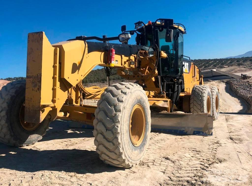 CAT 14 M Gredere