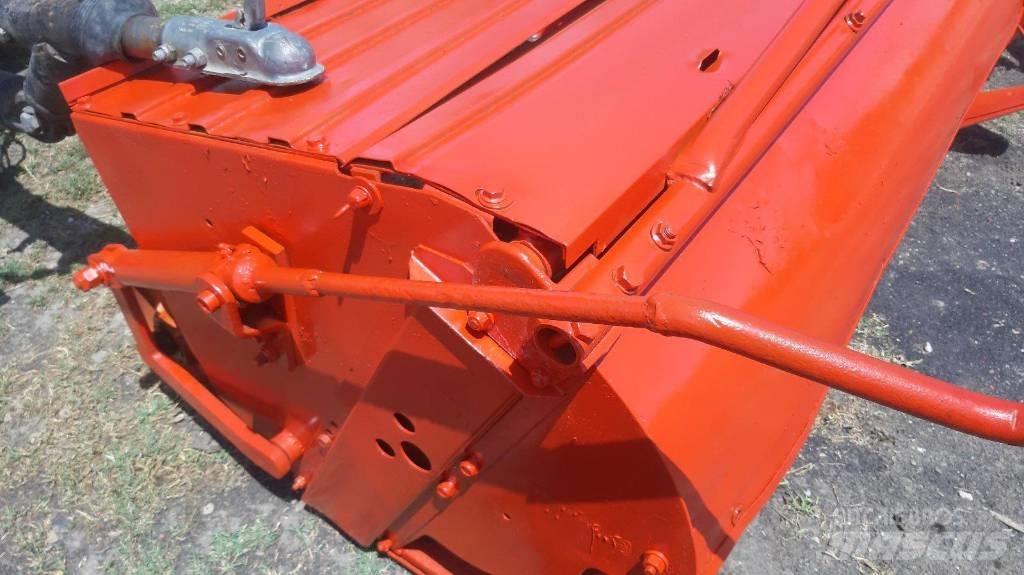 Kuhns Mfg 200 Cositoare de iarba