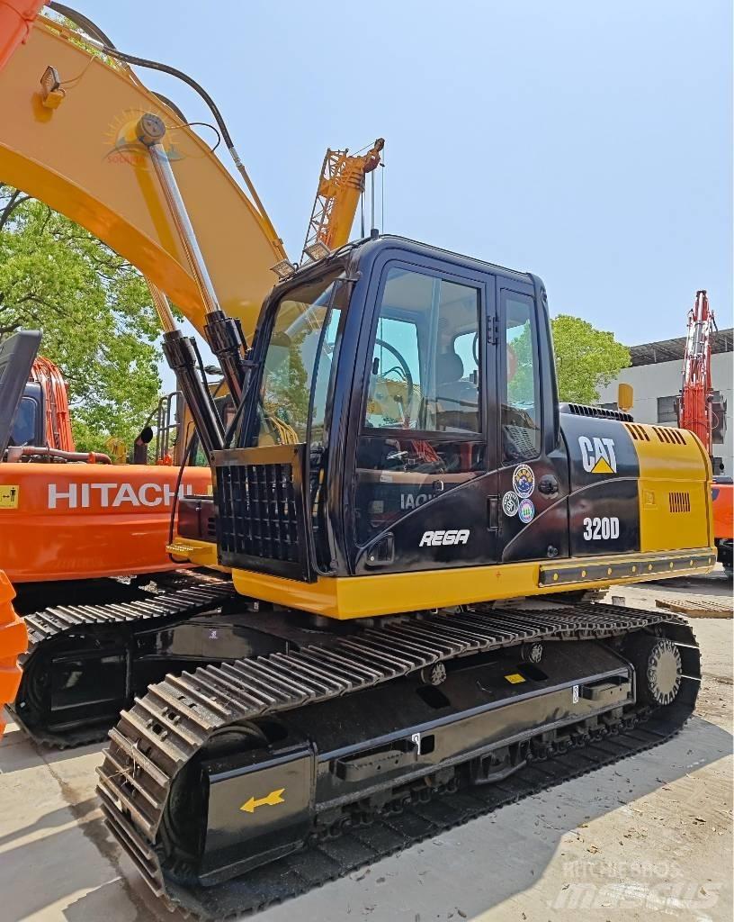 CAT 320 D Excavatoare pe șenile
