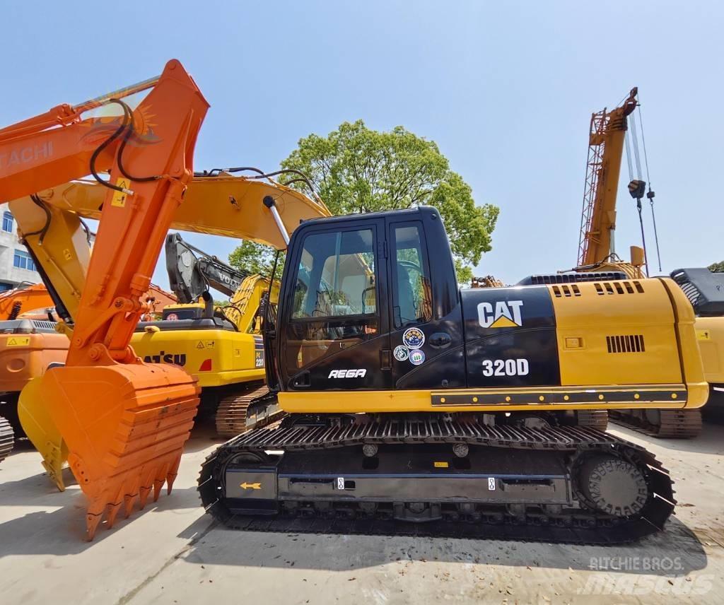 CAT 320 D Excavatoare pe șenile
