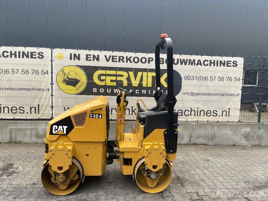 CAT CB 14 Cilindri compactori dubli