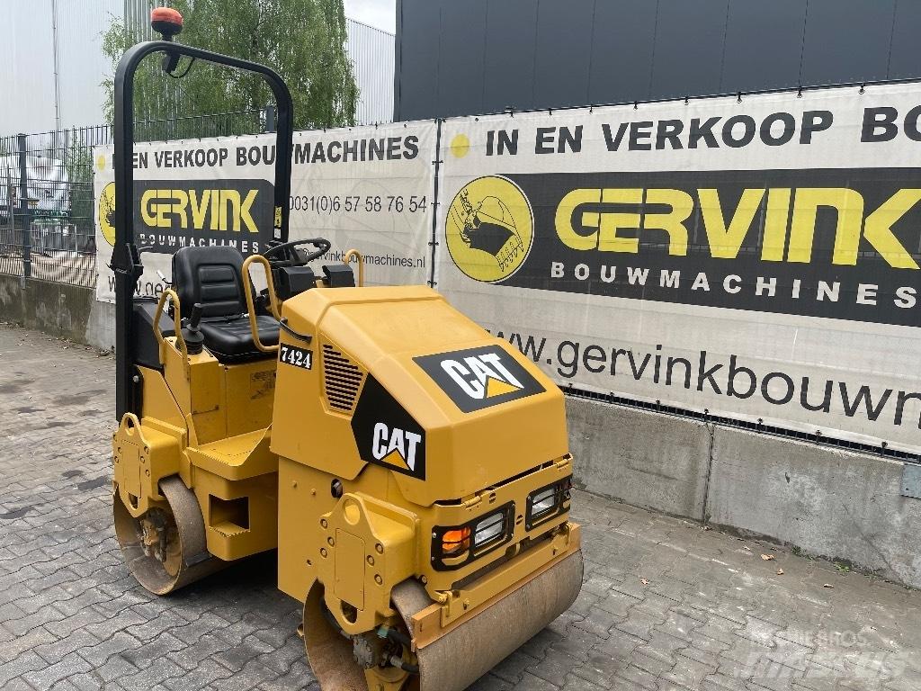 CAT CB 14 Cilindri compactori dubli