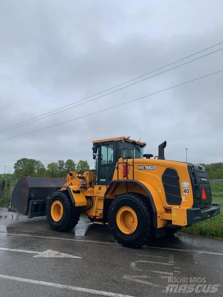 Hyundai HL 960 Incarcator pe pneuri