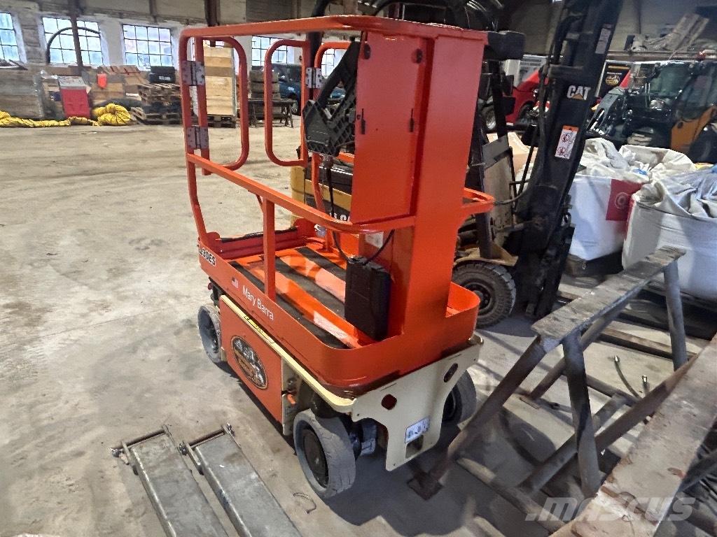 JLG 1230 ES Ascensoare verticale catarg