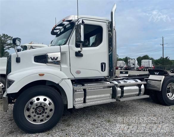Western Star 47X Autotractoare