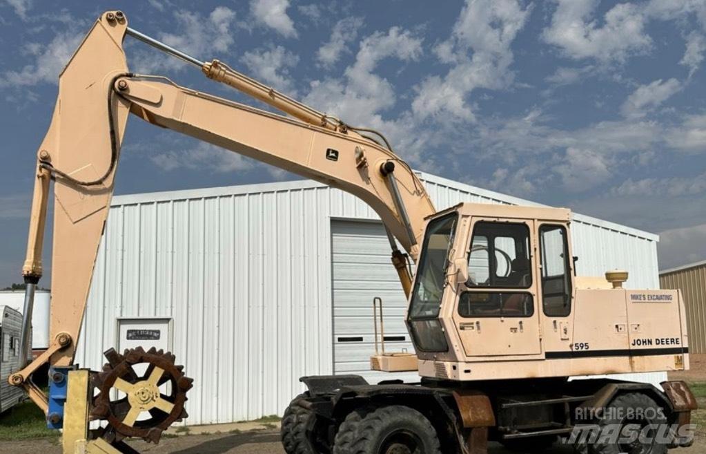 John Deere 595 Excavatoare cu roti