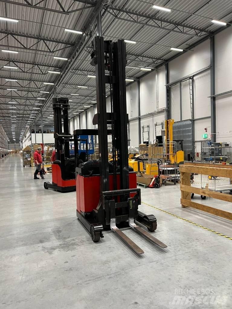Linde R16S Stivuitor cu catarg retractabil