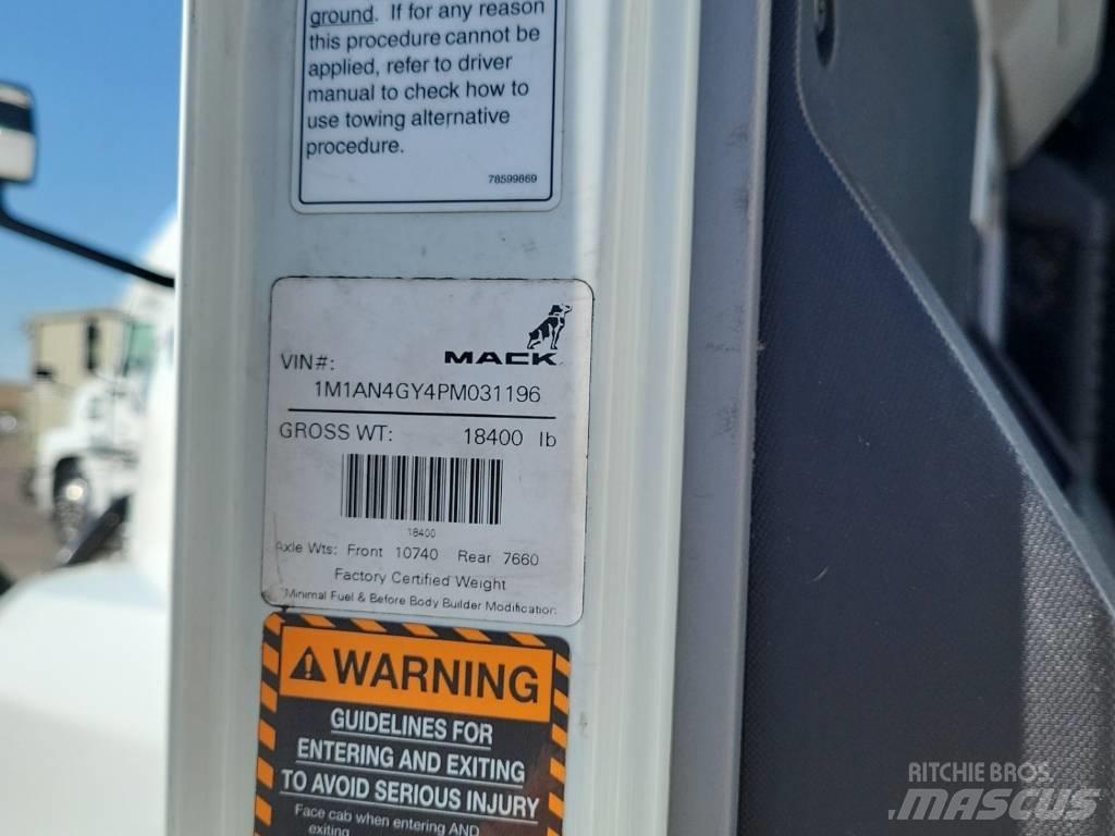 Mack Anthem Autotractoare