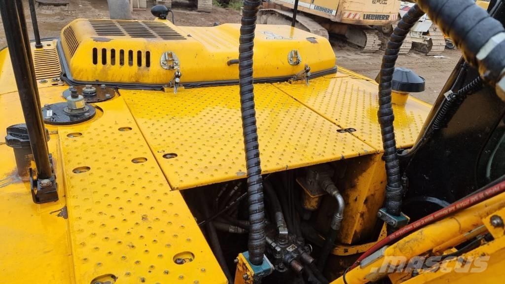 JCB JS 220 LC Excavatoare pe șenile
