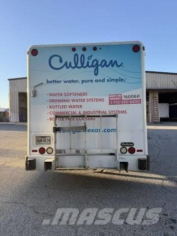 Hino 338 Camioane transport bauturi