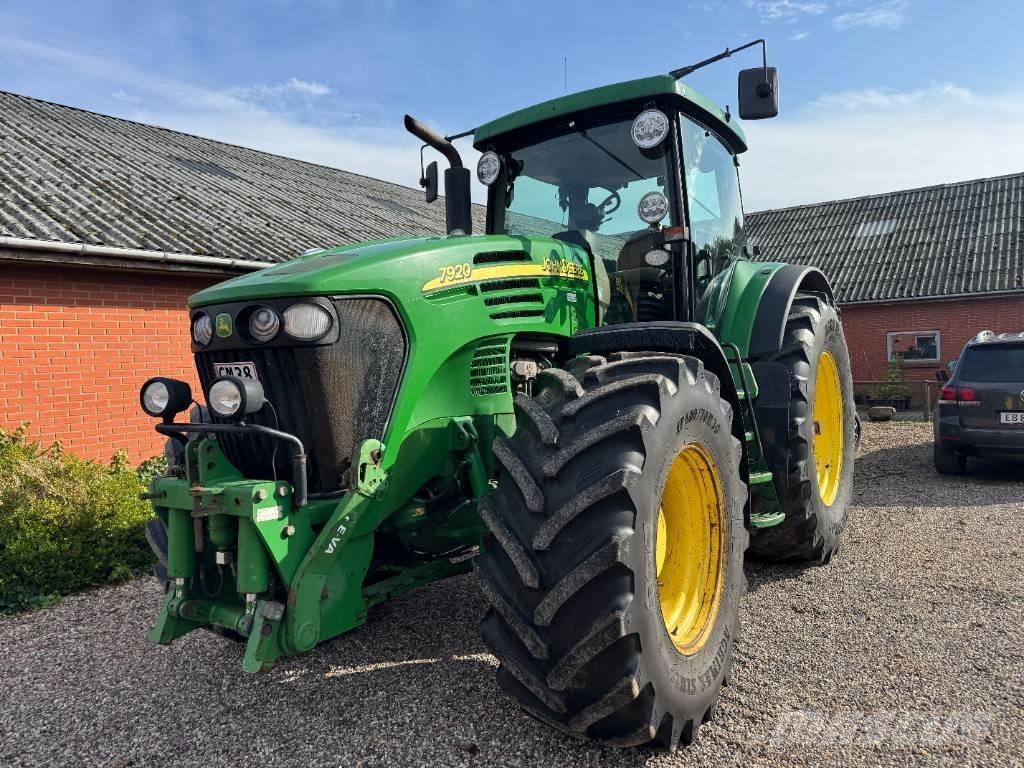 John Deere 7920 Tractoare