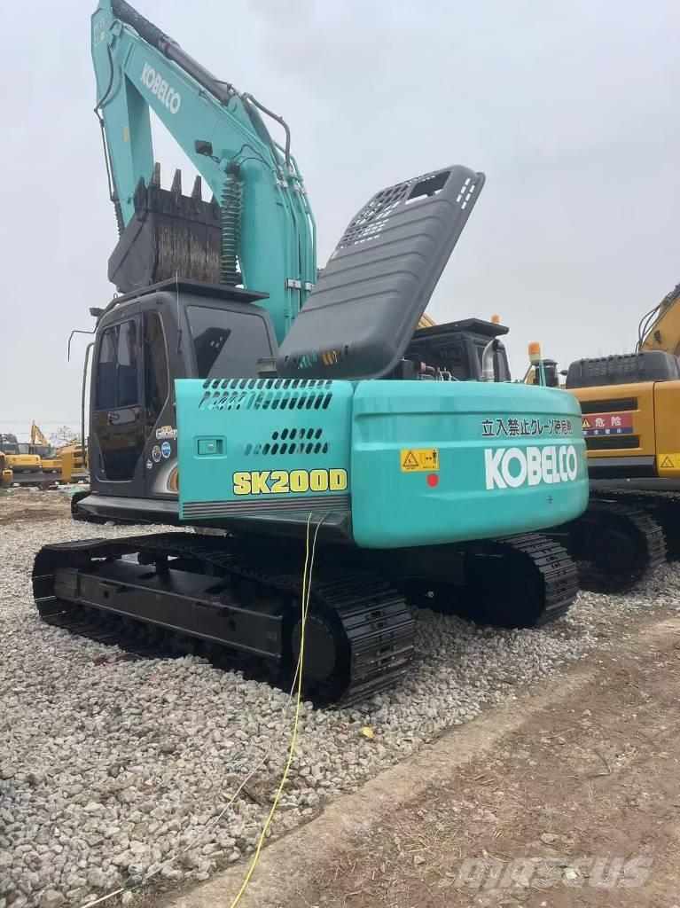 Kobelco SK 200 Excavatoare pe șenile
