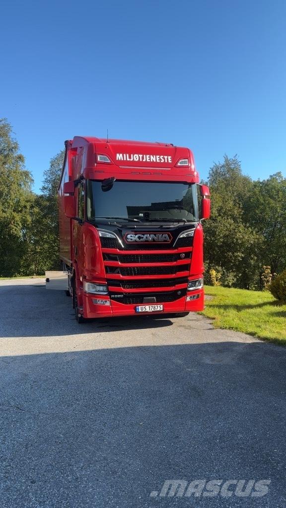 Scania R 590 Camion transport aschii