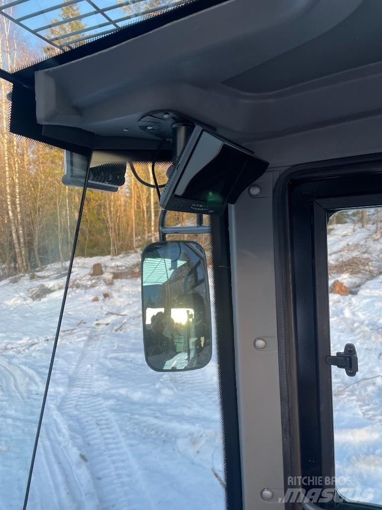 Powertrack L45 Incarcator pe pneuri