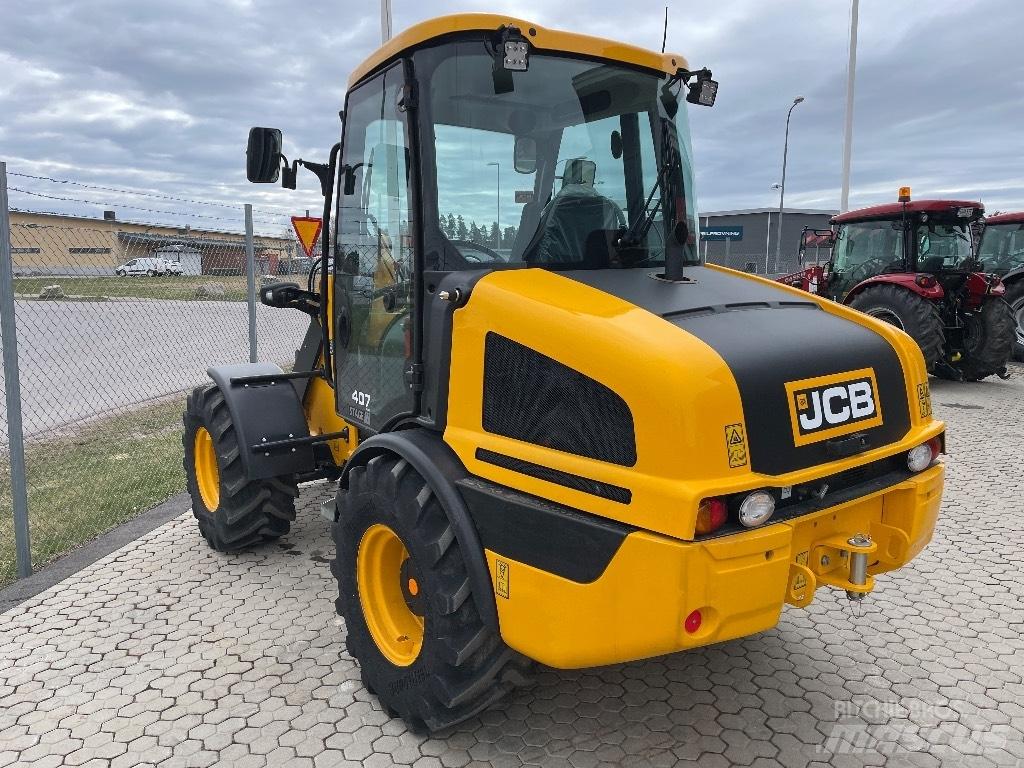 JCB 407 Incarcator pe pneuri