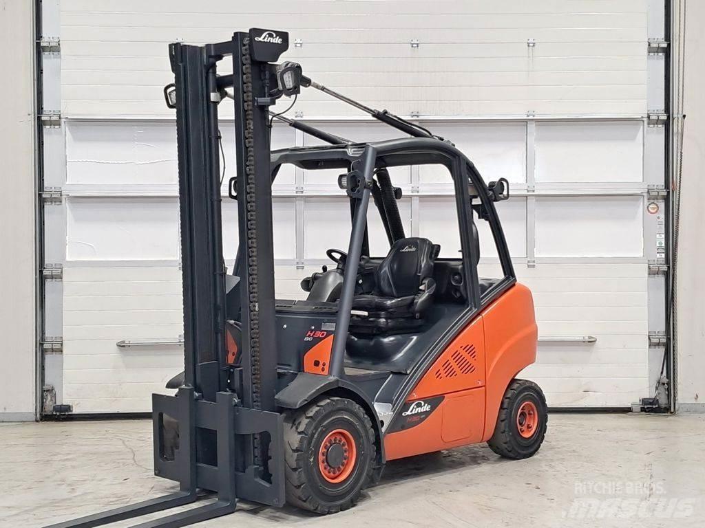 Linde H30D-02 Stivuitor diesel