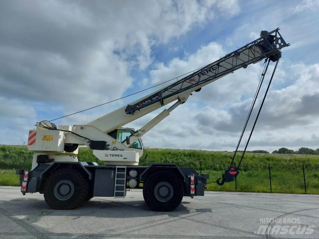 Terex A600 Macara teren accidentat