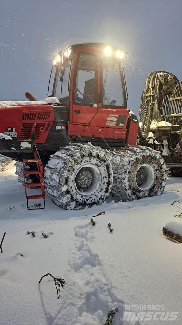 Komatsu 895 Transportoare