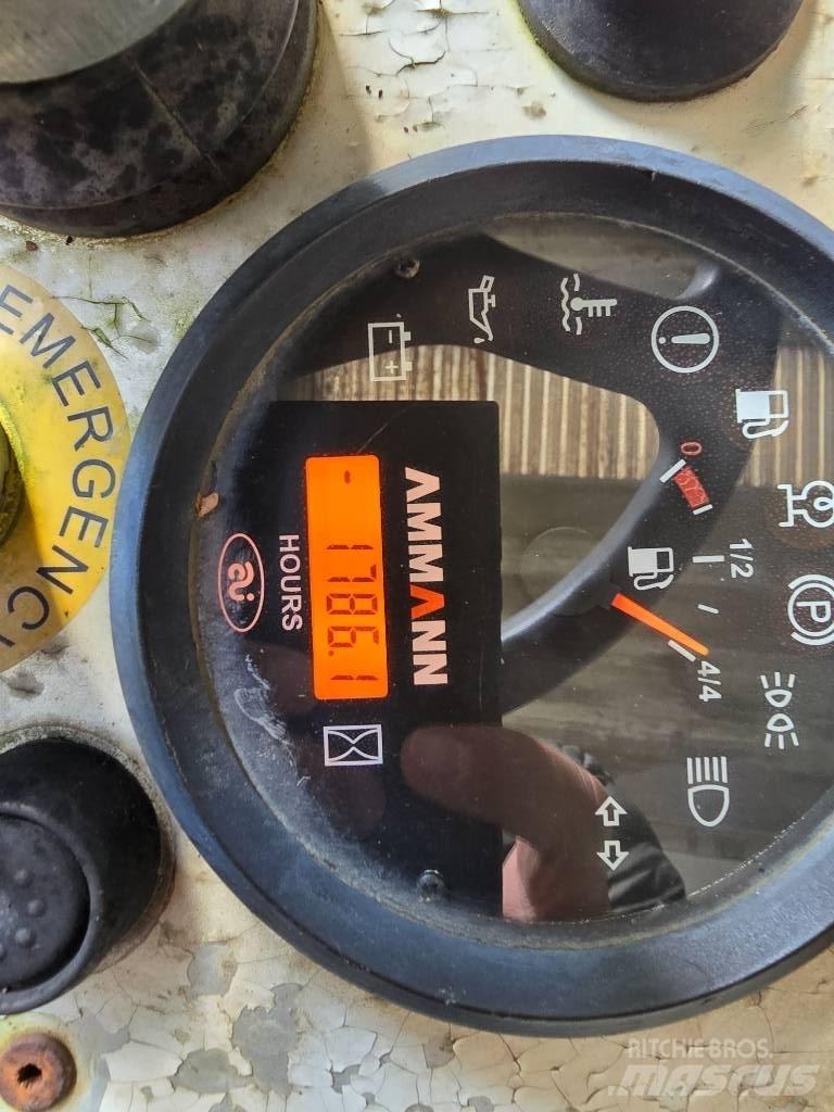 Ammann AV 40 Cilindri compactori dubli
