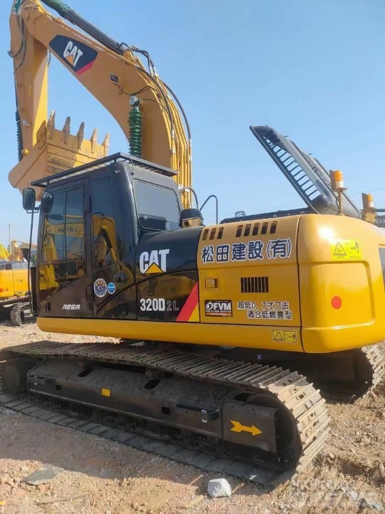 CAT 320D2L Excavatoare pe șenile
