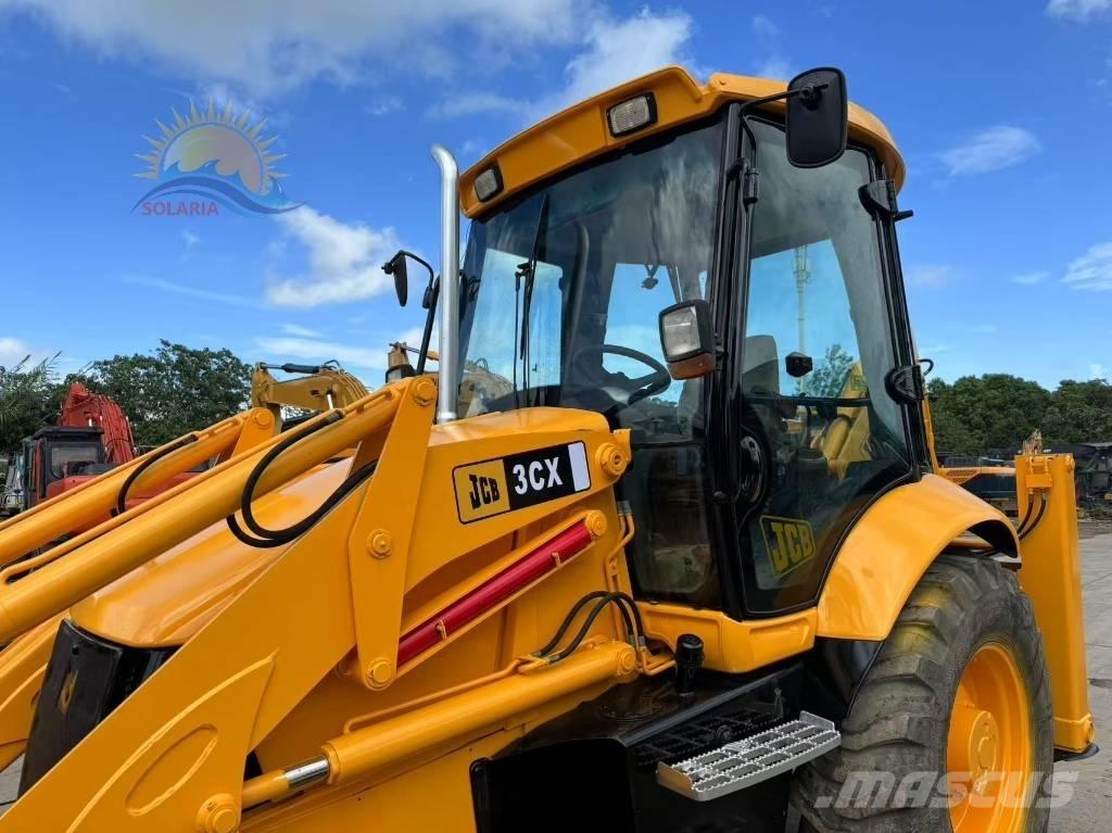JCB 3 CX Buldoexcavatoare