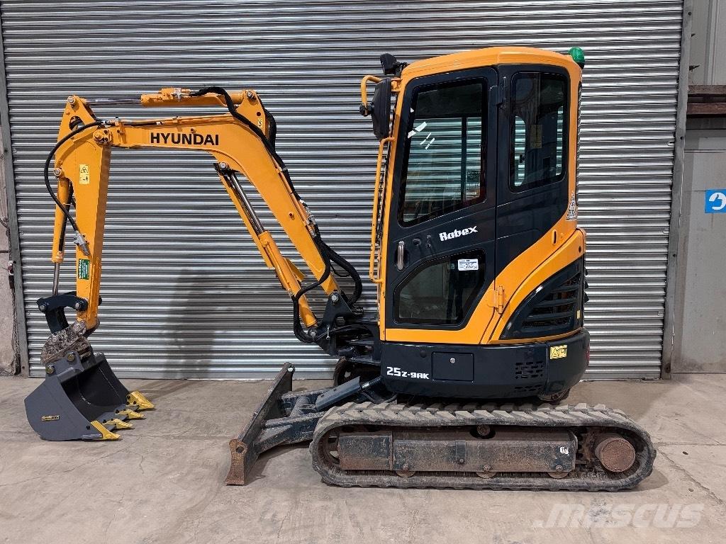 Hyundai R25Z-9 AK Mini excavatoare < 7t