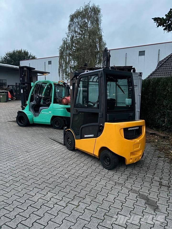 Jungheinrich DFG 320 Stivuitor diesel
