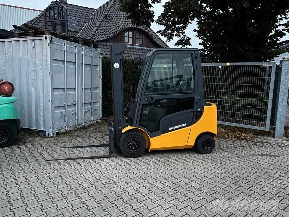 Jungheinrich DFG 320 Stivuitor diesel