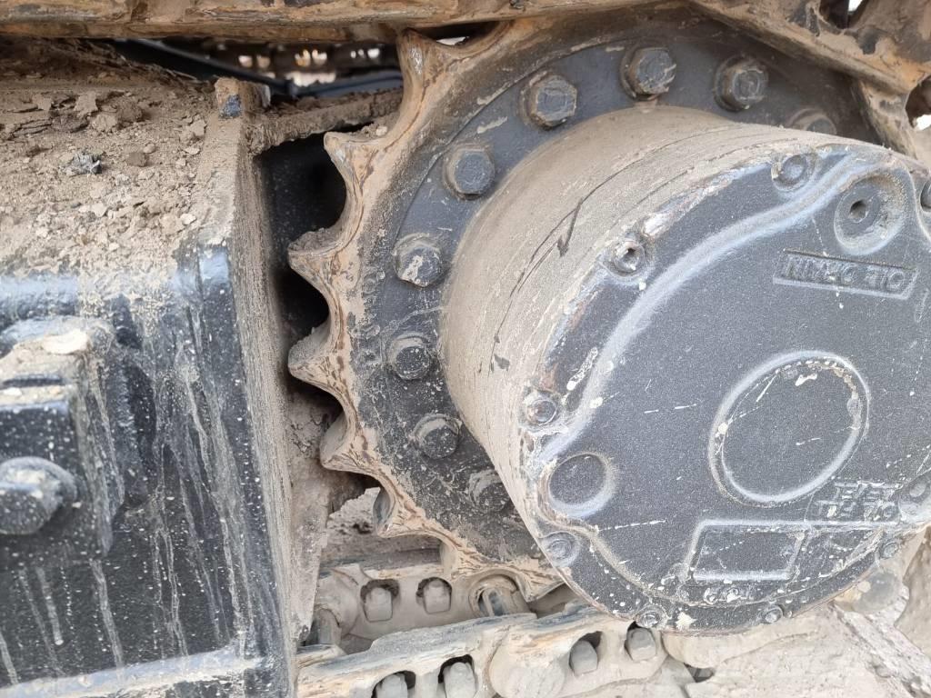 JCB JS 130 LC Excavatoare pe șenile
