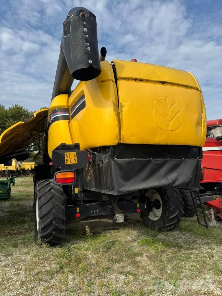 New Holland CX 760 Combine de secerat