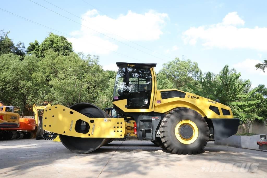 Bomag BW 226 BVC-5 Cilindri compactori dubli