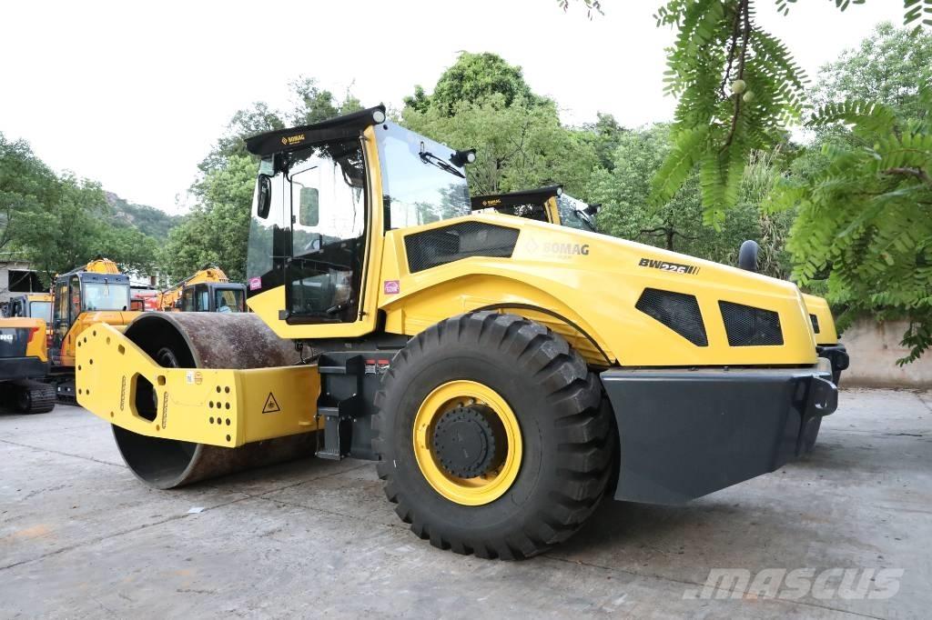 Bomag BW 226 BVC-5 Cilindri compactori dubli