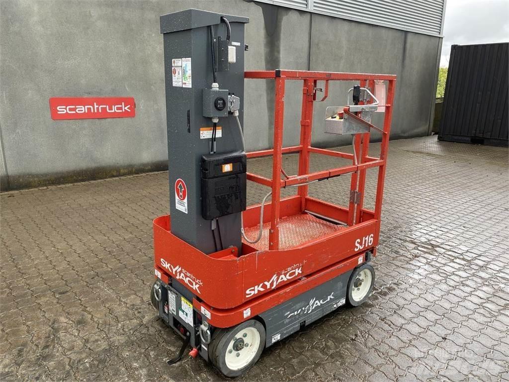 SkyJack SJ16 Ascensoare verticale catarg