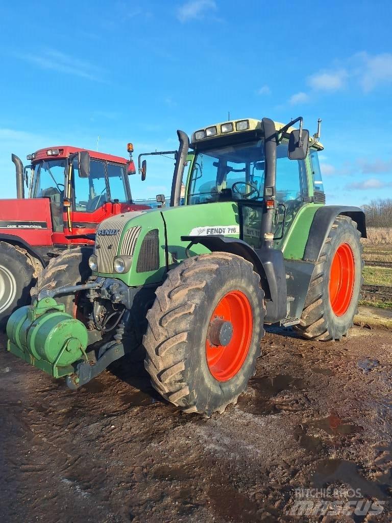 Fendt 716 Vario Tractoare