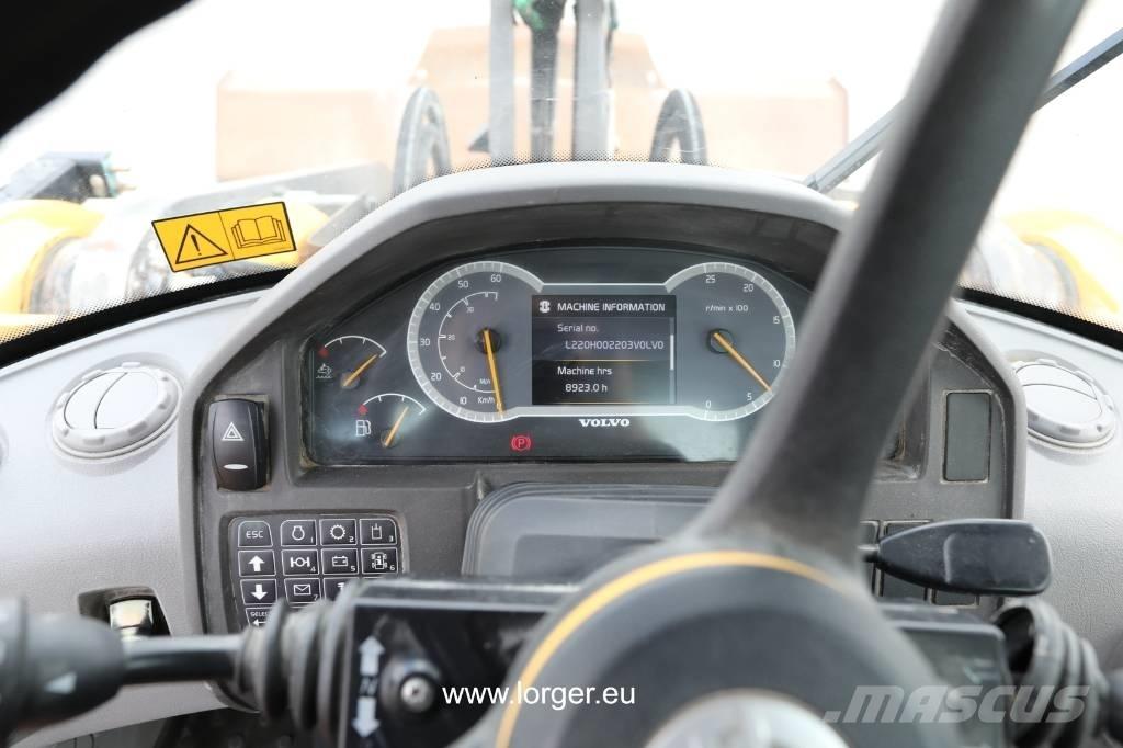 Volvo L 220 H Incarcator pe pneuri