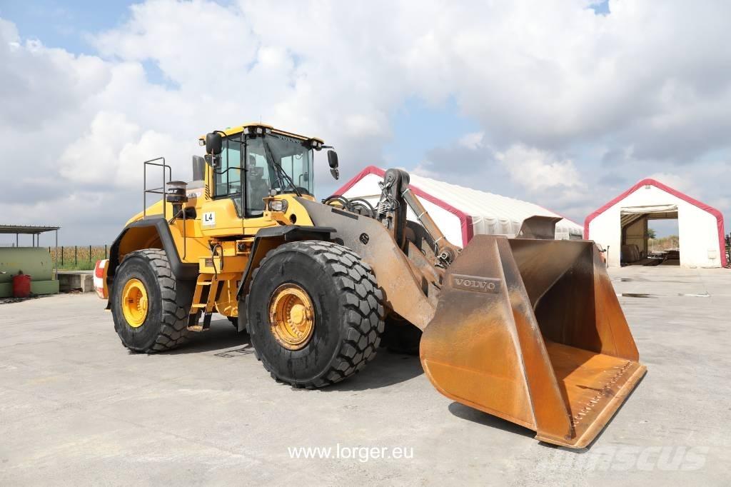 Volvo L 220 H Incarcator pe pneuri