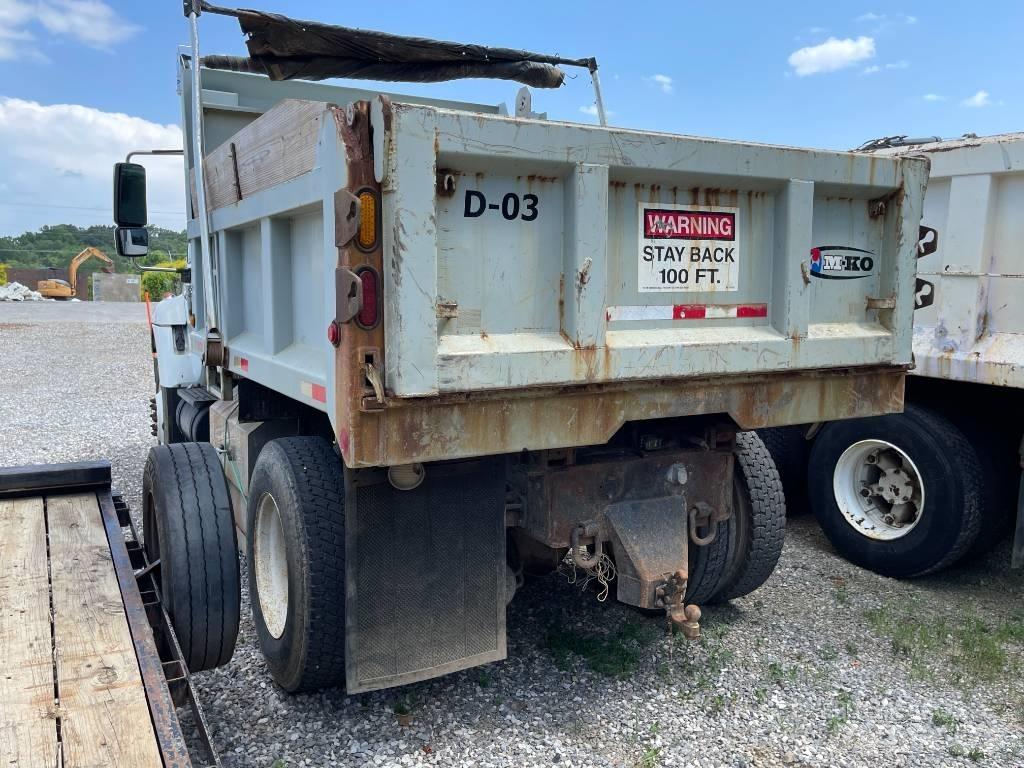 International 7300 Autobasculanta