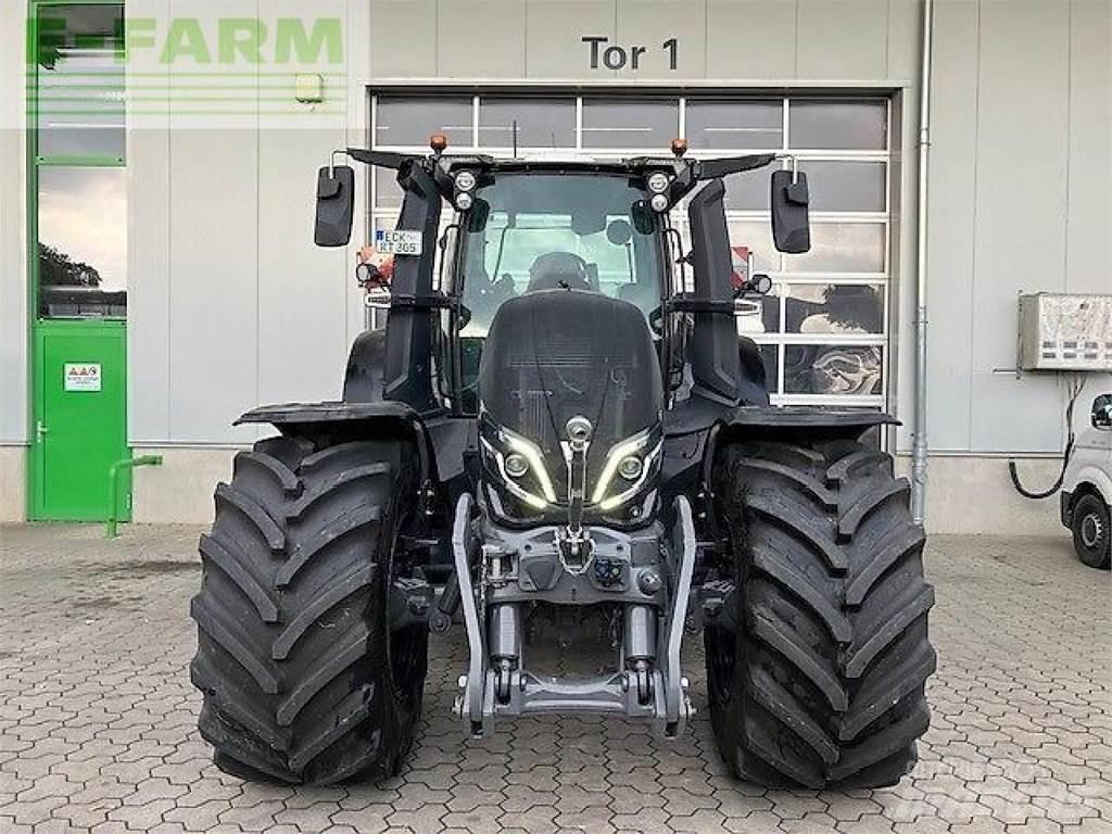 Valtra q305 Tractoare