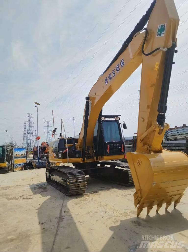 CAT 320 D 2 Excavatoare 7t - 12t
