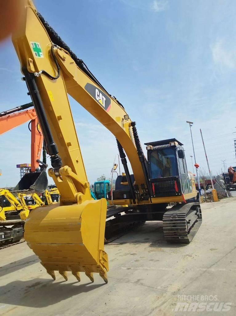 CAT 320 D 2 Excavatoare 7t - 12t