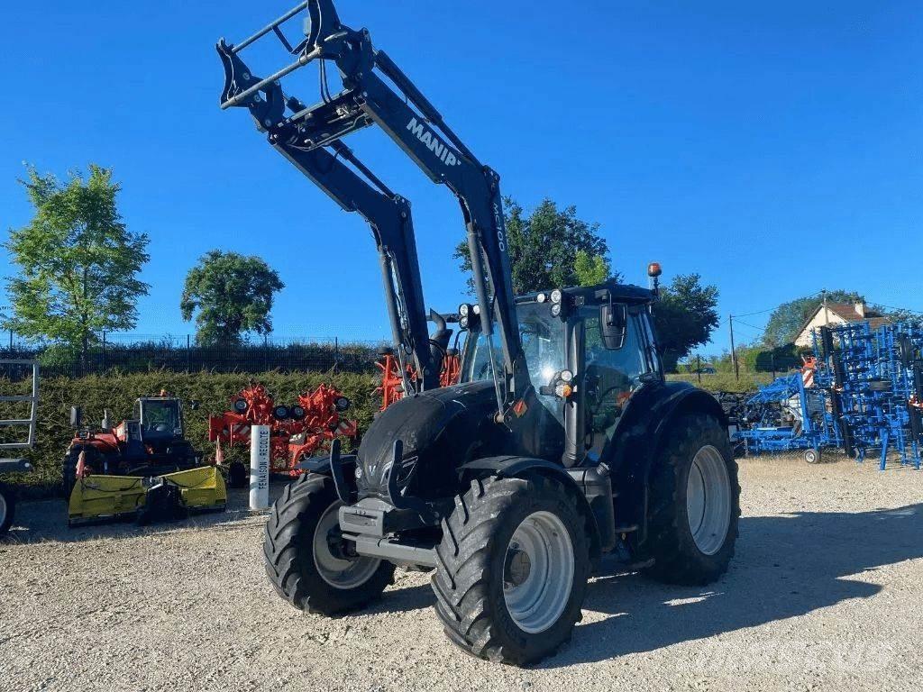 Valtra N134  HiTECH Tractoare