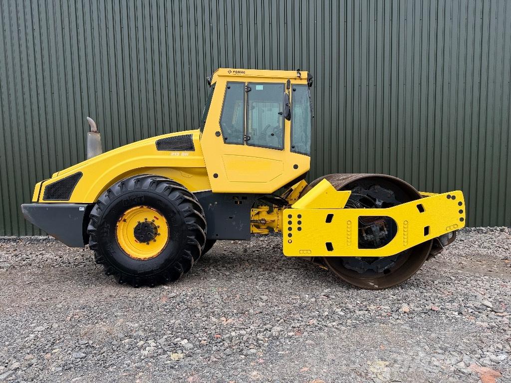 Bomag BW 213 D H-4 Compactoare monocilindrice